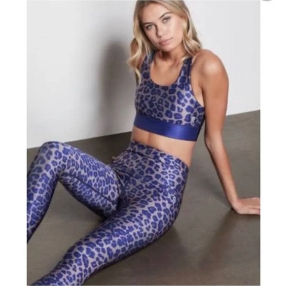 Good American Pants - GOOD AMERICAN - Leopard exercise set, XL sports bra and XXL leggings